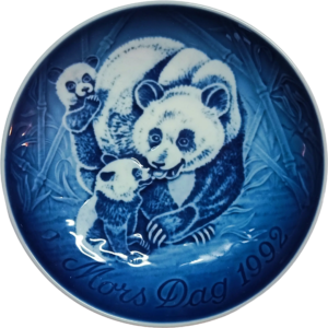 Piatto della Mamma 1992 Bing & Grøndahl - 15 cm - Panca con Cuccioli - Leif Ragn Jensen - Blu; Bianco