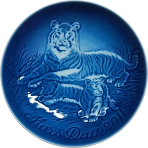 Piatto della Mamma 2011 Bing & Grøndahl - 15 cm - Tigre con i Cuccioli - Finn Clausen - Blu; Bianco